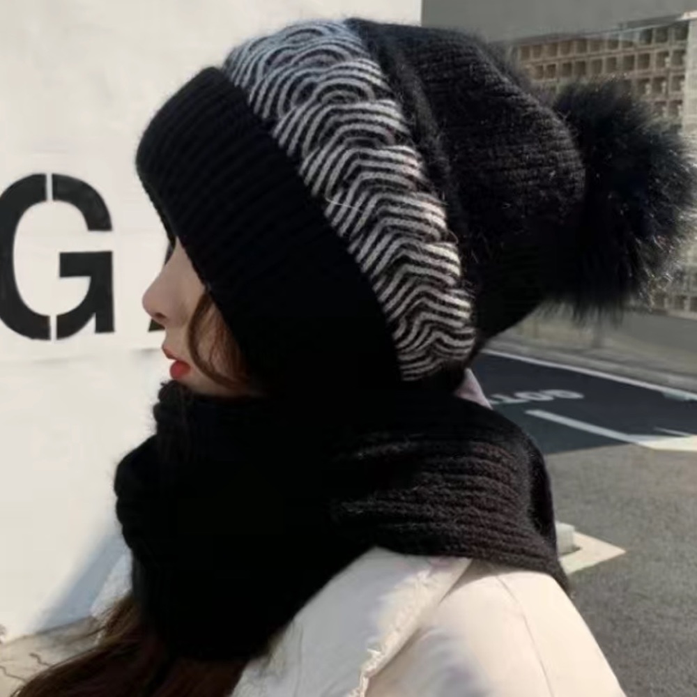 Hat scarf NWT